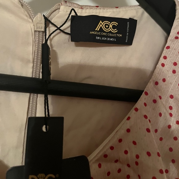 🐠Angelic Chic Collection. NWT. Euro Size:L.US: 36 which is Medium. Women’s Dress - Picture 2 of 5
